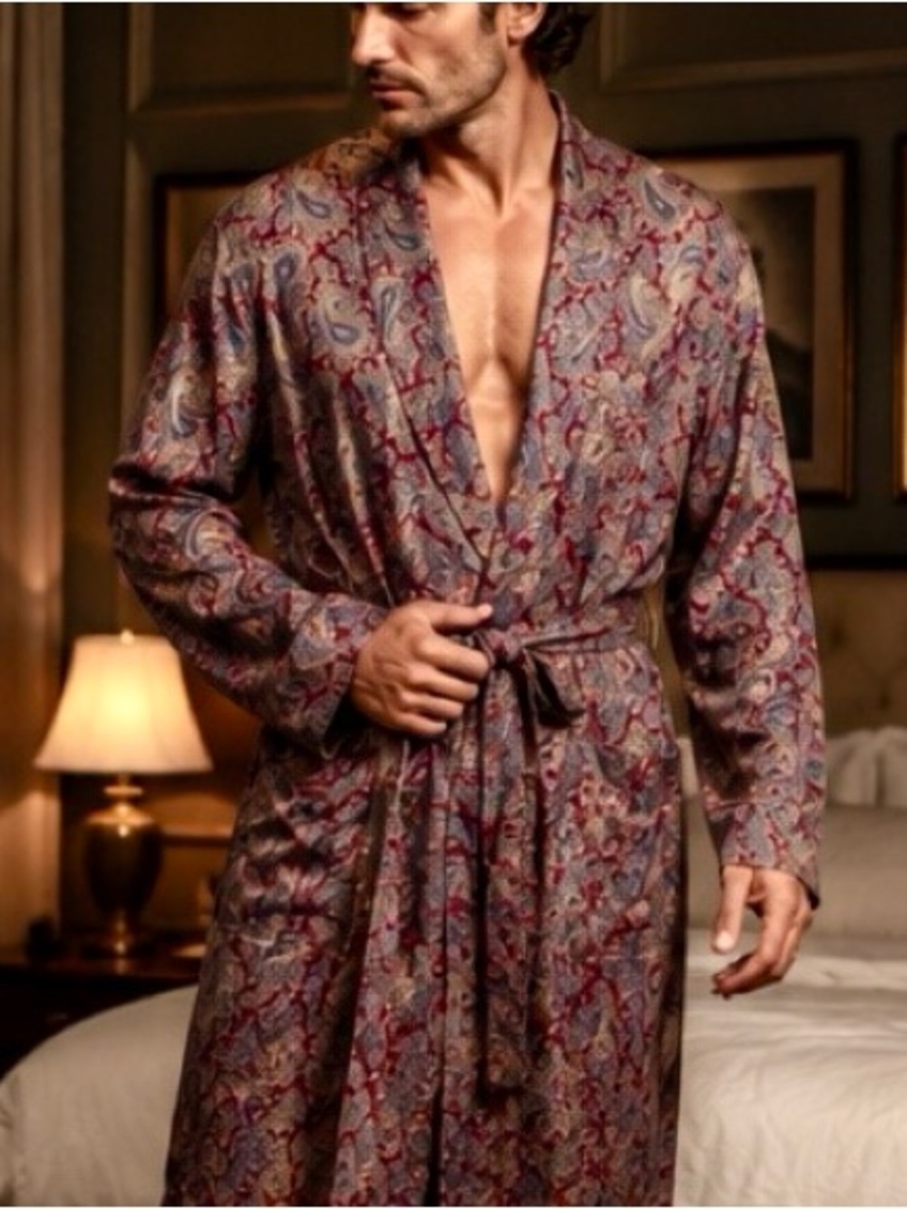 Elegant Orvis Paisley Silk Robe - Old Hollywood Style